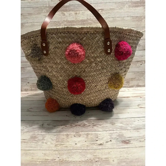 Thacker NYC Straw Shoulder Bag Pom Poms Beach Pool Boho - Picture 2 of 8
